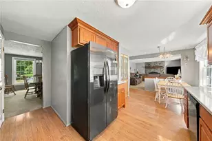 140 Slatewood Ct, Bethel Park, PA 15102 - Photo 10