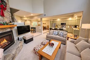 9064 Aspen Dr, Seven Springs, PA 15622 - Photo 4