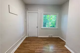 226 Flowers Ave, Pittsburgh, PA 15207 - Photo 8