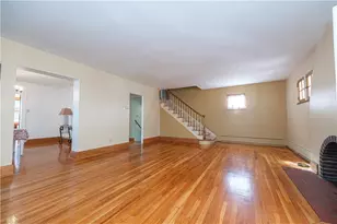 1060 Bank St, Bridgeville, PA 15017 - Photo 8