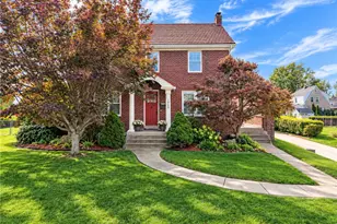 1060 Bank St, Bridgeville, PA 15017 - Photo 2