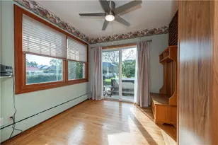 1060 Bank St, Bridgeville, PA 15017 - Photo 14
