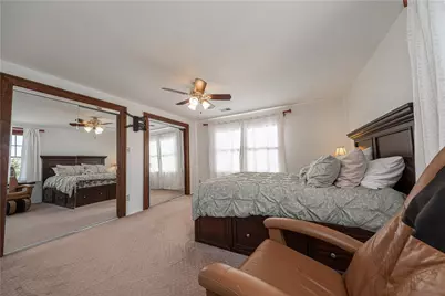 1060 Bank St, Bridgeville, PA 15017 - Photo 26