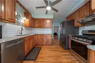 1060 Bank St, Bridgeville, PA 15017 - Photo 16