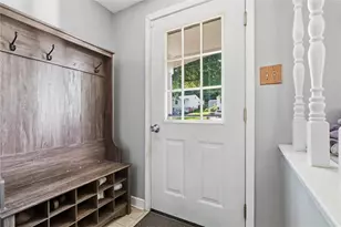 110 Glengarry Dr, Moon/Crescent Twp, PA 15108 - Photo 4