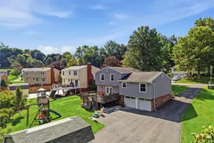 110 Glengarry Dr, Moon/Crescent Twp, PA 15108 - Photo 40