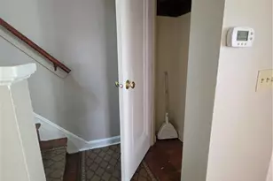 370 Anawanda Ave, Pittsburgh, PA 15228 - Photo 10