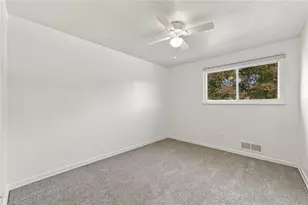 530 Niagara Dr, North Huntingdon, PA 15642 - Photo 18
