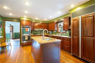 1286 Lakemont Dr, Pittsburgh, PA 15243 - Photo 4
