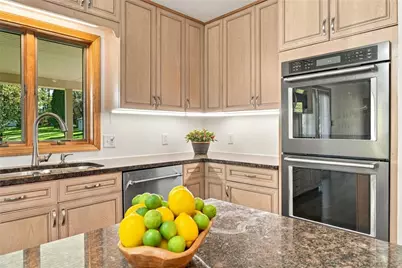 909 Clayton Dr, Hempfield Township, PA 15601 - Photo 6