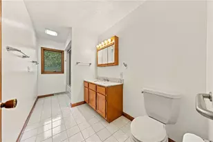 909 Clayton Dr, Hempfield Township, PA 15601 - Photo 24