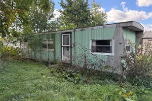 275 S Duffy Rd, Twp of But NW, PA 16001 - Photo 14