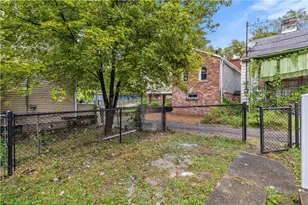 237 Glen Caladh St, Pittsburgh, PA 15207 - Photo 18