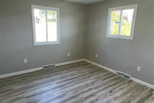 717 Monroe Ave, Brownsville, PA 15417 - Photo 14