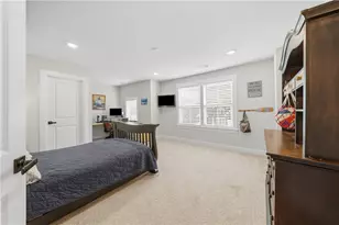 325 Crest Ln, Adams Township, PA 16046 - Photo 24