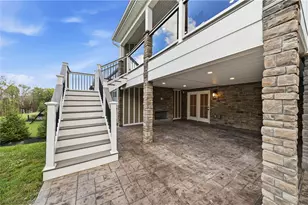 325 Crest Ln, Adams Township, PA 16046 - Photo 36