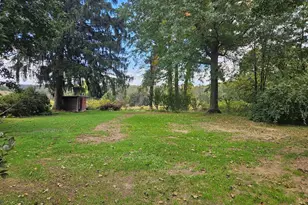 529 Sportsman Dr, Washington Township, PA 15613 - Photo 6