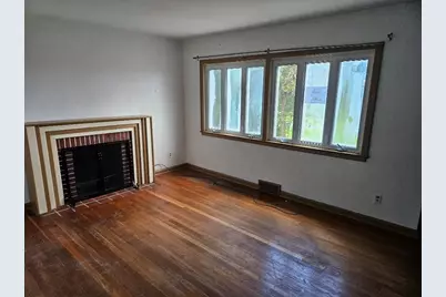 529 Sportsman Dr, Washington Township, PA 15613 - Photo 12