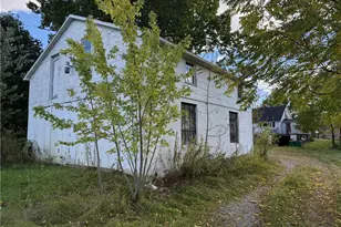 275 S Duffy Rd, Twp of But NW, PA 16001 - Photo 18