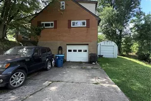 3 Arnold Dr, Pittsburgh, PA 15147 - Photo 2
