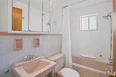 1813 Eberhardt St, Pittsburgh, PA 15212 - Photo 22