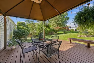 335 Sunridge Dr, Economy, PA 15042 - Photo 32
