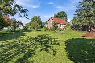 335 Sunridge Dr, Economy, PA 15042 - Photo 38