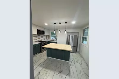 1385 5th Ave, Arnold, PA 15068 - Photo 6