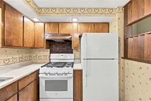 121 Oak Hill Dr, South Strabane, PA 15301 - Photo 16