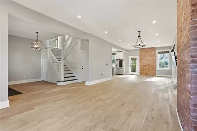 203 Stratford Ave, Friendship Park, PA 15206 - Photo 6
