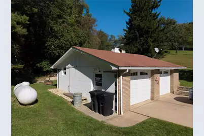 2423 Manown Rd, Forward Township, PA 15063 - Photo 42