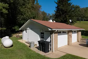 2423 Manown Rd, Forward Township, PA 15063 - Photo 42