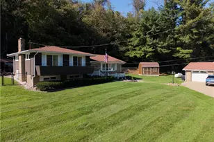 2423 Manown Rd, Forward Township, PA 15063 - Photo 44