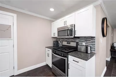 431 Sunset Dr, Center Township, PA 16001 - Photo 14