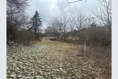 148 Zimmerle Dr, Center Township, PA 15001 - Photo 6