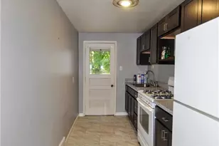 4616-4618 Penn Way, Versailles Boro, PA 15132 - Photo 4