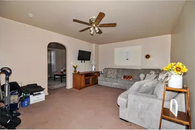 4616-4618 Penn Way, Versailles Boro, PA 15132 - Photo 16