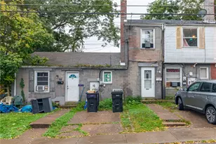 502-504 Cypress Dr, Coraopolis, PA 15108 - Photo 4