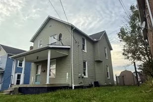 835 Lathrop St, New Castle, PA 16101 - Photo 1