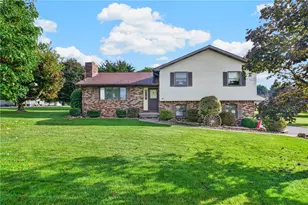 4 Meadow Dr, Derry Township, PA 15650 - Photo 1