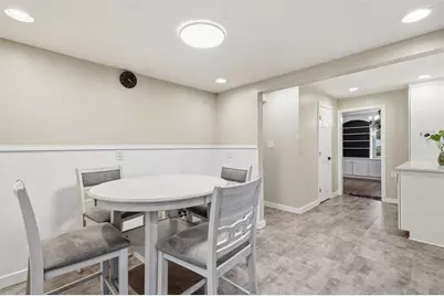 1806 Vollmer Dr, Pittsburgh, PA 15116 - Photo 10