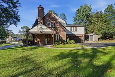 1806 Vollmer Dr, Pittsburgh, PA 15116 - Photo 1