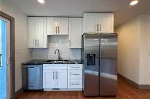 4724 Kincaid St, Pittsburgh, PA 15224 - Photo 6