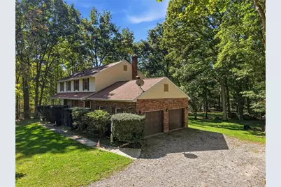 402 Golden Grove Rd, Economy, PA 15005 - Photo 2