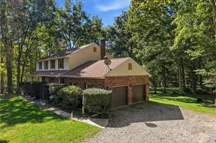 402 Golden Grove Rd, Economy, PA 15005 - Photo 2