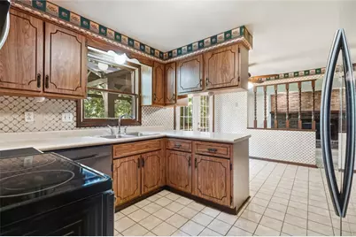 402 Golden Grove Rd, Economy, PA 15005 - Photo 10