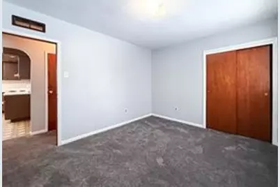 6 Logan Ave, City of But NE, PA 16045 - Photo 12