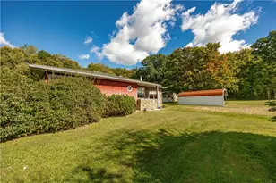 215 Lake Wilhelm Rd, New Vernon Township, PA 16114 - Photo 6
