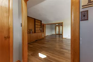 215 Lake Wilhelm Rd, New Vernon Township, PA 16114 - Photo 8