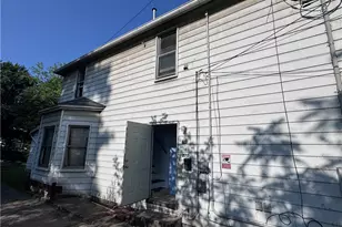 270 Liberty St, Sharon, PA 16146 - Photo 8